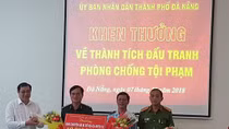 Khen thưởng Ban chuyên án vụ bắt 10 tấn ngà voi nhập lậu