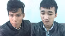 Hai thanh niên rủ nhau đi cướp giật tài sản của du khách 
