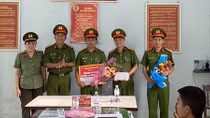 Mất gần 130 triệu đồng trong cốp xe máy để ở nhà