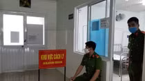Xem xét xử lý 5 người trốn khỏi khu cách ly COVID-19 