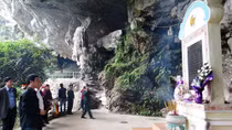 Tháng 7 ở chốn linh thiêng