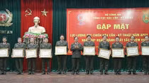 Khen thưởng lực lượng hoàn thành xuất sắc nhiệm vụ Năm APEC 2017