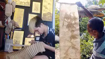 Người “thổi hồn” vào những sản phẩm làm giấy dừa nước
