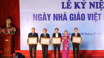 Nhiều tập thể, cá nhân Đại học Quốc gia Hà Nội nhận danh hiệu cao quý