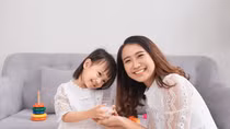 Chuẩn sữa tươi Cô gái Hà Lan – ‘chiến thuật’ chăm con tuyệt vời của mẹ