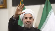 Bầu Hassan Rouhani người Iran chọn cải cách