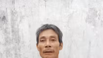 Chặt củi một mình, cô gái bị lão hàng xóm giở trò đồi bại