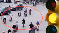 Dư luận tranh cãi với quy định phạt lỗi vượt đèn vàng