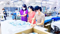 Việt Nam hưởng lợi từ việc các nhà đầu tư chuyển hướng sản xuất