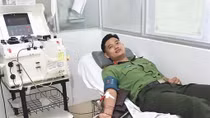 Trung úy công an hiến máu cứu người
