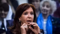 Cựu Tổng thống Argentina hầu tòa vì bị cáo buộc tham nhũng