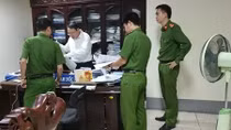 Khởi tố Giám đốc Ngân hàng Hợp tác xã Việt Nam chi nhánh Ninh Bình