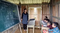 Thủ tướng trả lời chất vấn về chính sách cán bộ công tác ở vùng khó khăn