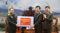 Đại tướng Đỗ Bá Tỵ thăm, chúc tết Công an tỉnh Nghệ An