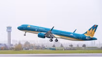 Bay không hành lý ký gửi, giá hấp dẫn trên Vietnam Airlines chặng Hà Nội - TP HCM