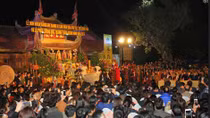 Nô nức đêm hội Lễ phát lương đền Trần Thương