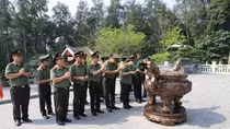 Cục XDPT toàn dân bảo vệ ANTQ báo công dâng Bác tại Khu di tích K9