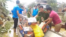 Tuổi trẻ CAND giúp dân khắc phục mưa lũ