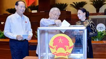 Kéo dài thời gian giữ chức vụ đối với 3 Thứ trưởng