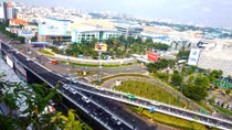 Cận cảnh 2 cầu vượt giảm ùn tắc ở Tân Sơn Nhất