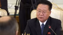 Choe Ryong-hae tái xuất