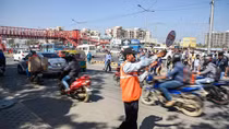 Khơi thông giao thông là giúp chính mình