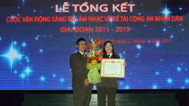Người nữ công an đam mê nghệ thuật