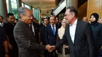 Malaysia sẽ chuyển đổi quyền lực sau Thượng đỉnh APEC?