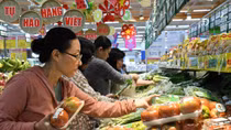 Xăng tăng giá mạnh, nhiều mặt hàng dự báo sẽ tăng giá