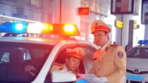 Họ là Cảnh sát dẫn đoàn