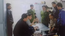 Truy bắt những "trùm" ma túy trong rừng sâu