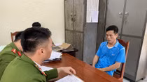 Dùng ống tuýp đe doạ lực lượng Công an