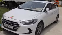 Ô tô grab chở khách trốn khỏi Đà Nẵng