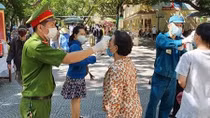 Tăng cường cán bộ đảm bảo an ninh trật tự tại trọng điểm bùng phát dịch