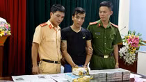 Bắt 3 đối tượng cùng 20 bánh heroin và 12 nghìn viên ma tuý tổng hợp