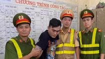 Bắt tên trộm mang theo dao đột nhập nhà dân