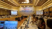 Khắc phục thiếu giáo viên ở những vùng tăng trưởng “nóng”