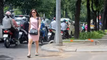 Giao thông vỉa hè TP HCM thông thoáng nhờ lắp barie