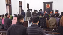 Hình phạt nghiêm cho nhóm mua bán trái phép thông tin tài khoản ngân hàng