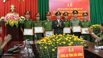 Khen thưởng đột xuất cho các đơn vị lập thành tích xuất sắc trong đợt cao điểm