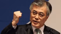 Ứng viên tổng thống Hàn Quốc là “người ngây thơ?”