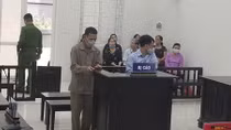 Chiếm đoạt gần 5 tỷ đồng từ trò lừa góp vốn mở sòng bài