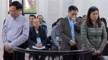 Cựu Phó Tổng Giám đốc và thuộc cấp rủ nhau vào vòng lao lý