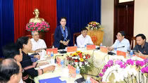 Chủ tịch Quốc hội làm việc với lãnh đạo tỉnh Kon Tum
