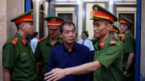 Luật sư bào chữa xin giảm nhẹ hình phạt cho các bị cáo