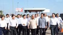 Thủ tướng thị sát, đốc thúc dự án cao tốc Trung Lương-Mỹ Thuận
