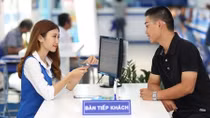 Dùng VinaPhone, trúng Mercedes E250 đón Tết tưng bừng