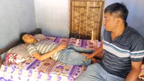Hoàn cảnh bất hạnh cần giúp đỡ của nam thanh niên mồ côi cha mẹ từ nhỏ