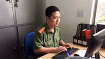 Thiếu tá - nhà thơ Hoàng Anh Tuấn: “Thơ là duyên, văn là nợ”