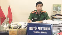 Phá băng trộm đường sông trước lúc gà gáy